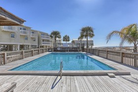 Fort Morgan Townhomes RedAwning