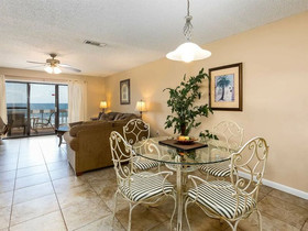 Fort Morgan Townhomes RedAwning