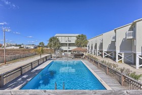 Fort Morgan Townhomes RedAwning
