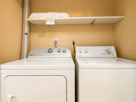 Fort Morgan Townhomes RedAwning