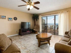 Fort Morgan Townhomes RedAwning