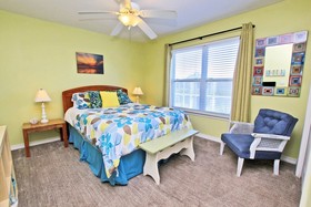 Four C's by Youngs Suncoast