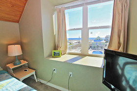 Four C's by Youngs Suncoast