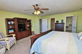 Four C's by Youngs Suncoast