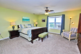 Four C's by Youngs Suncoast