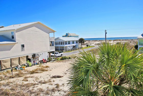 Four C's by Youngs Suncoast