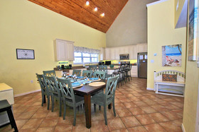 Four C's by Youngs Suncoast