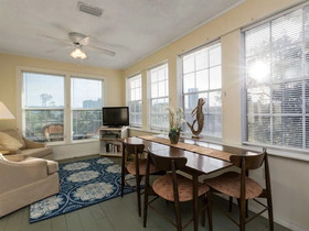 Green Heron by Meyer Vacation Rentals