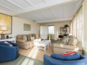 Green Heron by Meyer Vacation Rentals