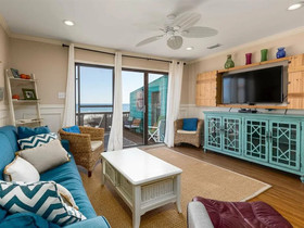 Gulf Dreams by Meyer Vacation Rentals