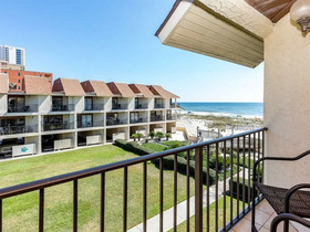Gulfside Townhomes by Meyer Vacation Rentals