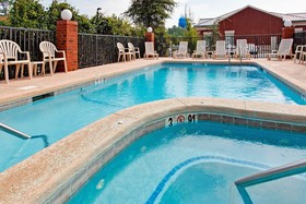 Holiday Inn Express Gulf Shores