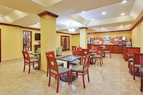 Holiday Inn Express Gulf Shores