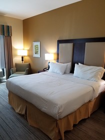 Holiday Inn Express Gulf Shores