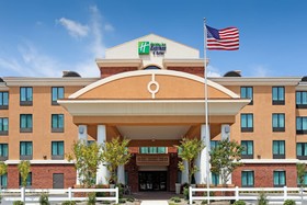 Holiday Inn Express Gulf Shores