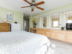 Island Lady by Meyer Vacation Rentals