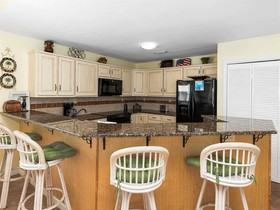 Island Lady by Meyer Vacation Rentals