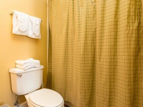 Island Royale by Vacasa