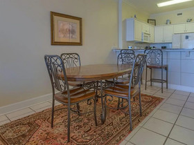 Island Royale by Vacasa