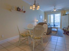 Island Royale by Vacasa