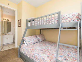 Island Royale by Vacasa