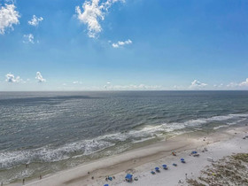 Island Royale by Vacasa