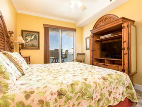 Island Royale by Vacasa