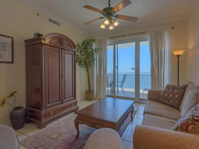 Island Royale by Vacasa