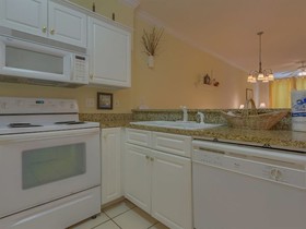 Island Royale by Vacasa