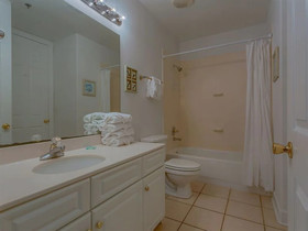 Island Royale by Vacasa