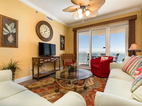 Island Royale by Vacasa