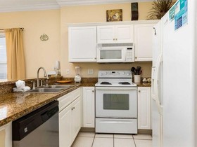 Island Royale by Vacasa