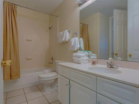 Island Royale by Vacasa