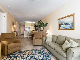 Island Royale by Vacasa