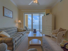 Island Royale by Vacasa