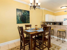 Island Royale by Vacasa