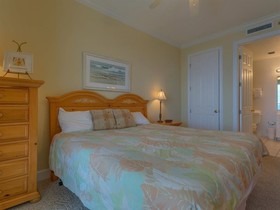 Island Royale by Vacasa