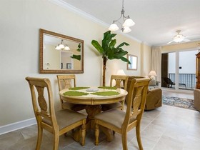 Island Royale by Vacasa