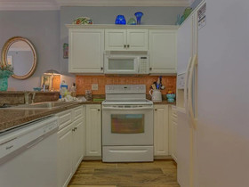 Island Royale by Vacasa