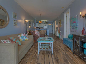 Island Royale by Vacasa