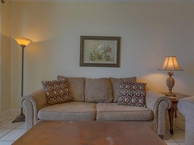 Island Royale by Vacasa