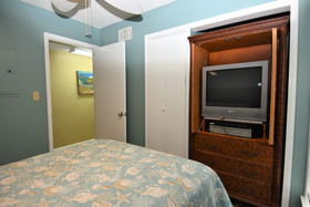 Island Shores by Bender Vacation Rentals