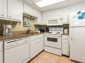 Island Winds East by Meyer Vacation Rentals