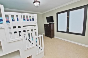 Island Winds West by Youngs Suncoast
