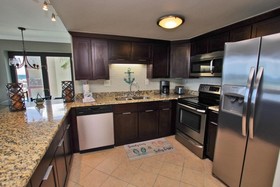 Island Winds West by Youngs Suncoast