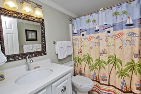Island Winds West by Youngs Suncoast