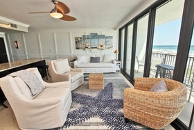 Island Winds West by Youngs Suncoast