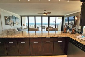 Island Winds West by Youngs Suncoast