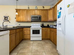 Labacoco West by Meyer Vacation Rentals