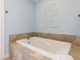 Labacoco West by Meyer Vacation Rentals